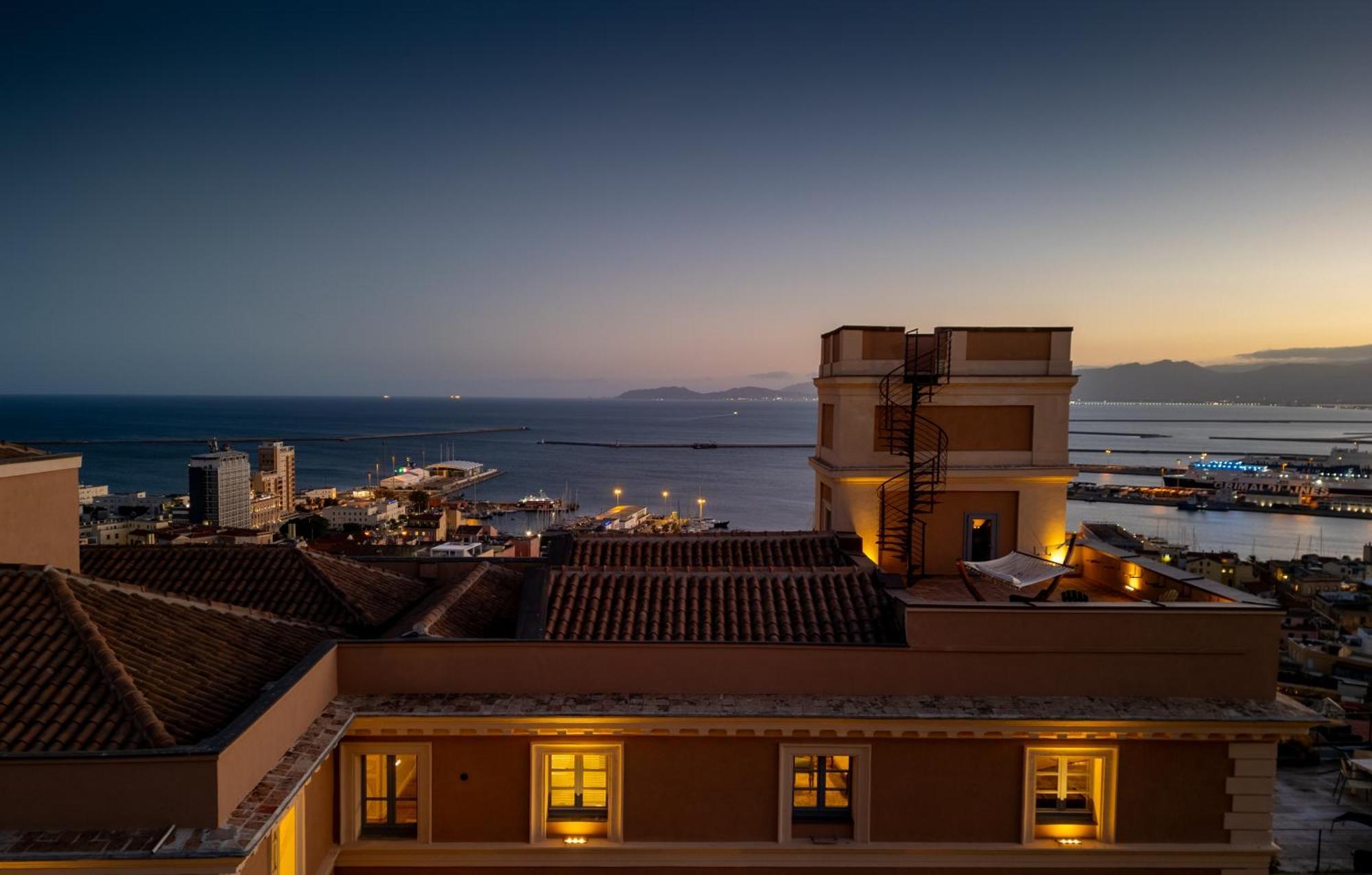 فندق Palazzo Boyl 1840 كالياري المظهر الخارجي الصورة