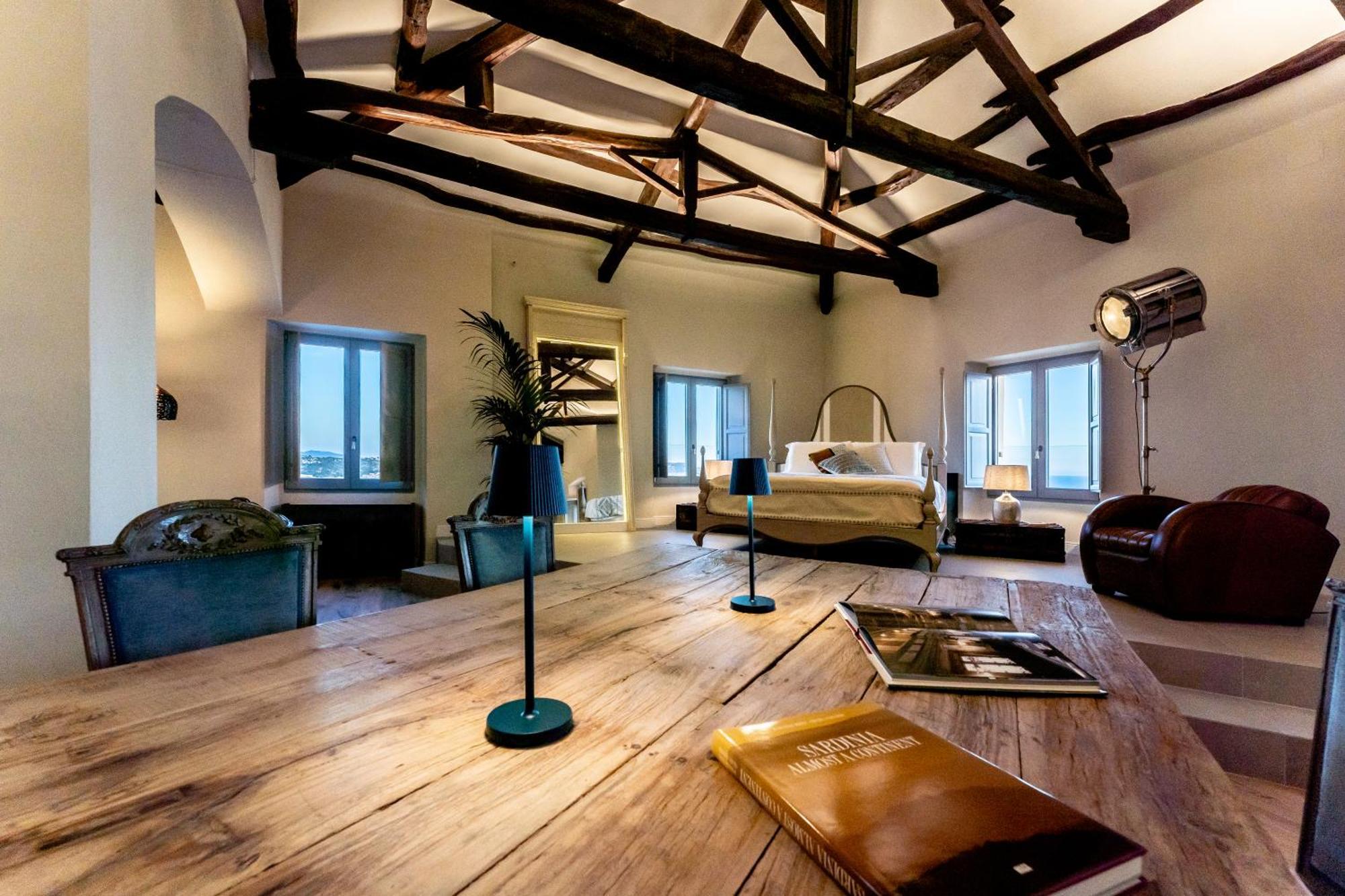 فندق Palazzo Boyl 1840 كالياري المظهر الخارجي الصورة